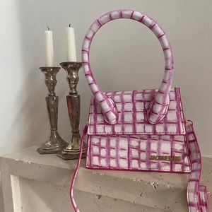 Jacquemus medium sized crossbody bag